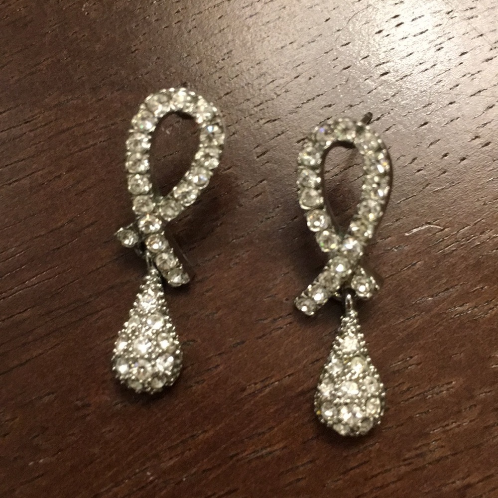 💎SALE💎 diamonds ribbon drop stud earrings